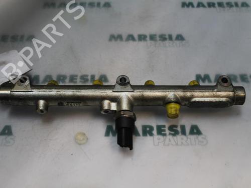 Used Injection rail FIAT SCUDO Van (220_) 2.0 JTD 16V (109 hp) 31450789