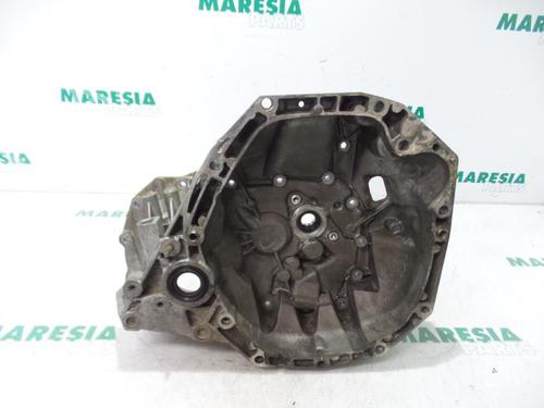 Used Manual Gearbox (For Parts) Manual Gearbox (For Parts) RENAULT CLIO III (BR0/1, CR0/1) 1.4 16V (98 hp) 31386675 31386675