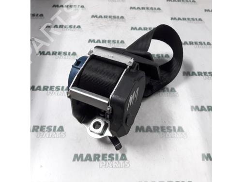 Used Rear center seatbelt ALFA ROMEO 159 (939_) 1.9 JTDM 8V (939AXE1B) (120 hp) 31459423