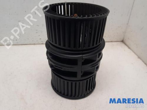 Used Heater blower motor Heater blower motor RENAULT MEGANE III Grandtour (KZ0/1) 1.4 TCe (KZ0F, KZ1V) (130 hp) 31521647 31521647