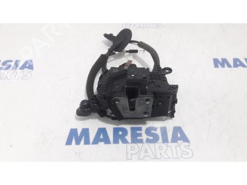 elektronisk-modul-renault-captur-i-j5_-h5_-2013-31508372 main image