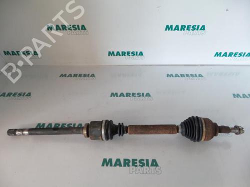 Used Right front driveshaft RENAULT LAGUNA II (BG0/1_) 1.9 dCi (BG08, BG0G) (120 hp) 31408037