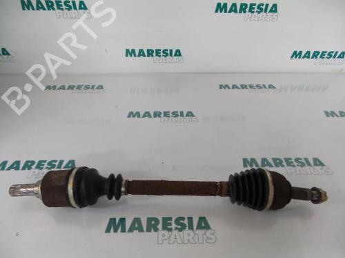 Used Left front driveshaft RENAULT SCÉNIC II (JM0/1_) 1.5 dCi (JM1E, JM16) (106 hp) 31438199