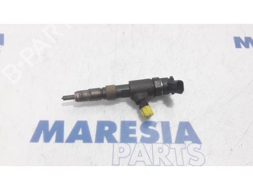 Used Injector PEUGEOT EXPERT Van (VF3A_, VF3U_, VF3X_) 1.6 HDi 90 8V (90 hp) 31421661