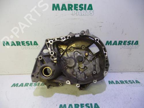 manual-gearbox-for-parts-renault-scenic-i-mpv-ja01_-fa0_-1999-2000-2001-2002-2003-2004-2005-2006-2007-2008-2009-2010-31452395 main image