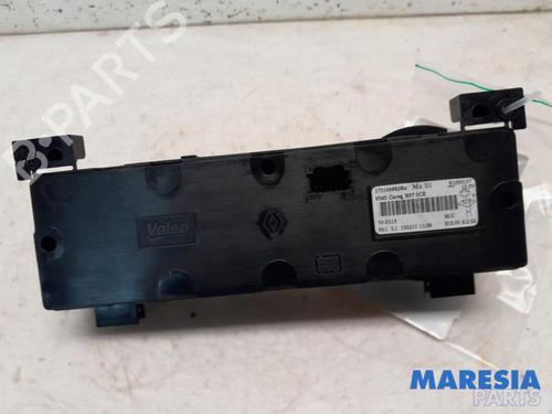 Climate control RENAULT TWINGO III (BCM_, BCA_) 1.0 SCe 70 | BP31413889I5