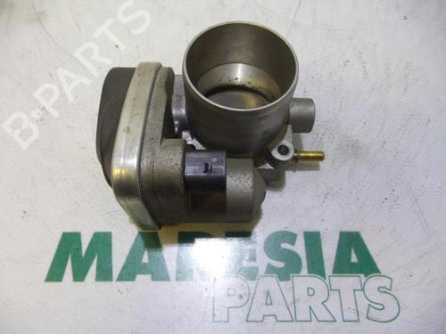 Used Throttle body RENAULT SCÉNIC II (JM0/1_) 2.0 (JM05, JM0U, JM1N, JM1U, JM2V) (135 hp) 31489989