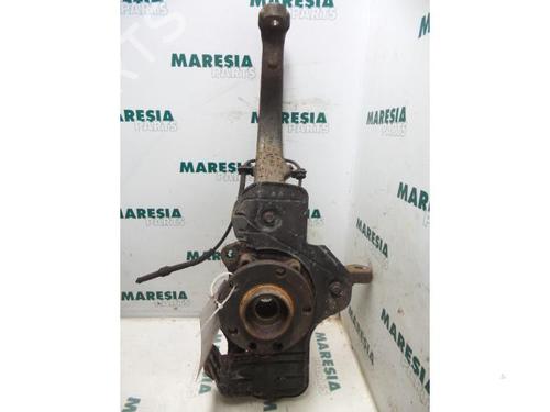 Used Left front steering knuckle ALFA ROMEO 156 (932_) 1.9 JTD (932B2) (105 hp) 31426501