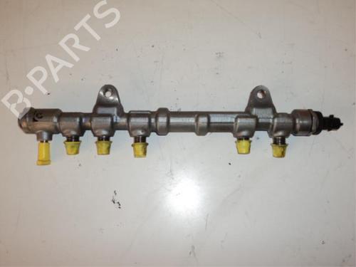 Used Injection rail FIAT DOBLO Bus (263_) 1.3 D Multijet (263AXC1A) (90 hp) 31444427