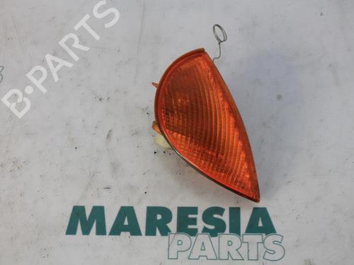 Used Right front indicator FIAT SEICENTO / 600 (187_) 0.9 (187AXA, 187AXA1A) (39 hp) 31483085