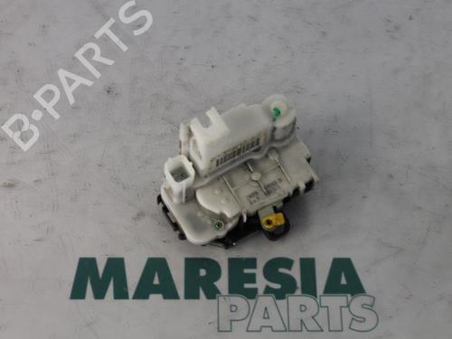 Used Electronic module FIAT PANDA (169_) 1.2 (169.AXB11, 169.AXB1A) (60 hp) 31504752