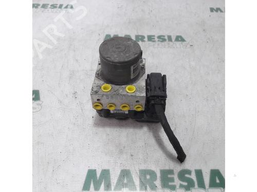 Used ABS pump ALFA ROMEO MITO (955_) 1.3 MultiJet (955AXH1B, 955AXT1A) (90 hp) 31389671