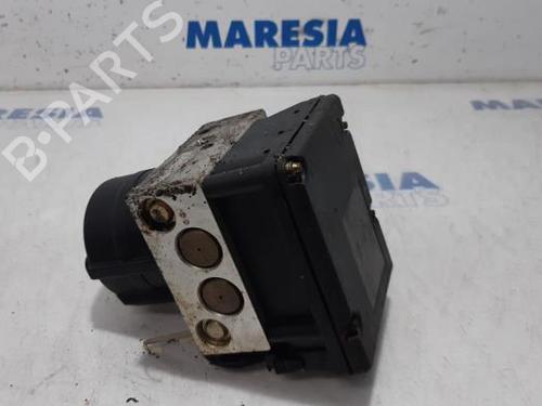 Used ABS pump FIAT BRAVA (182_) 1.6 16V (182.BB) (103 hp) 31450394