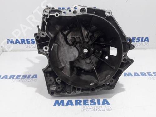 manual-gearbox-for-parts-peugeot-expert-van-vf3a_-vf3u_-vf3x_-2007-31476681 main image