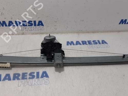 Used Front right window mechanism OPEL VIVARO B Van (X82) 1.6 CDTI (05) (120 hp) 31495743
