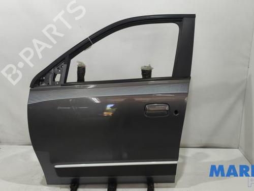 Dør venstre fortil Dør venstre fortil RENAULT TWINGO III (BCM_, BCA_) 1.0 SCe 70 (71 hp) 36041444 36041444