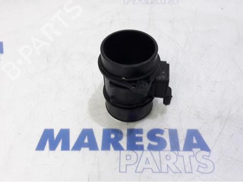Used Mass air flow sensor RENAULT MEGANE III Grandtour (KZ0/1) 1.5 dCi (KZ0C, KZ1A) (90 hp) 31530745