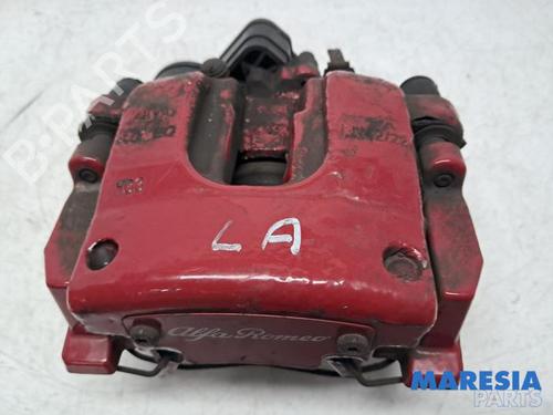 Pinça travão trás esquerda ALFA ROMEO GIULIA (952_) 2.2 D (952AEM250, 952AEA250) (150 hp) 31476728