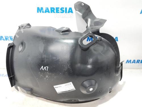 Used Wheel arch RENAULT MEGANE III Hatchback (BZ0/1_, B3_) 1.4 TCe (BZ0F, BZ1V) (131 hp) 31505070