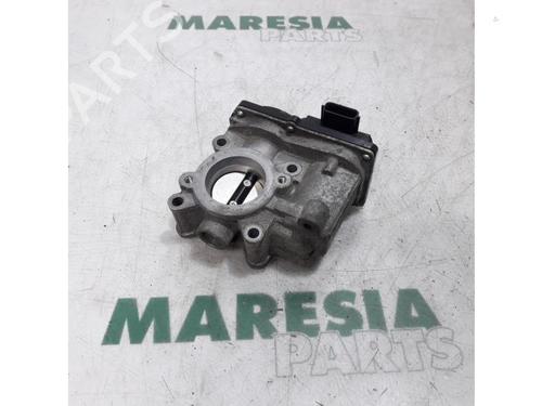 Used Throttle body RENAULT CLIO III (BR0/1, CR0/1) 1.2 16V (BR0P, CR0P) (101 hp) 31422155