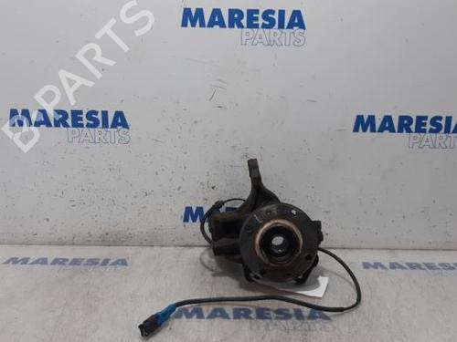 Used Left front steering knuckle PEUGEOT 208 I (CA_, CC_) 1.6 VTi (120 hp) 31467313