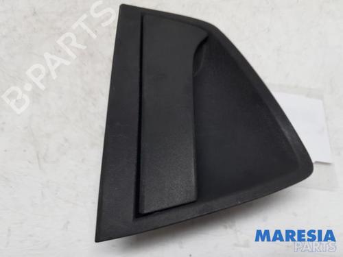rear-right-exterior-door-handle-alfa-romeo-giulietta-940_-2010-2011-2012-2013-2014-2015-2016-2017-2018-2019-2020-31450972 main image