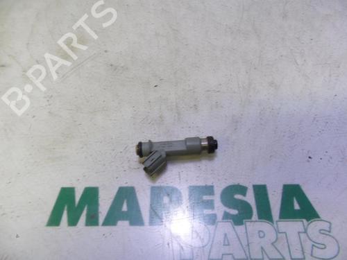 Used Injector PEUGEOT 107 (PM_, PN_) 1.0 (68 hp) 31395487
