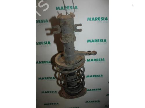 Used Right front shock absorber Right front shock absorber ALFA ROMEO 146 (930_) 1.6 i.e. (930.B2) (103 hp) 31445336 31445336