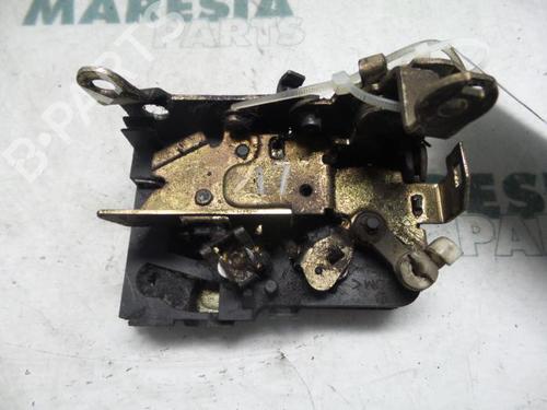 Used Electronic module IVECO DAILY III Platform/Chassis 35 S 11,35 C 11 (A2FC13AA, A6FBU4AB, A2NB14A1, A2ND13A1,... (106 hp) 31438782