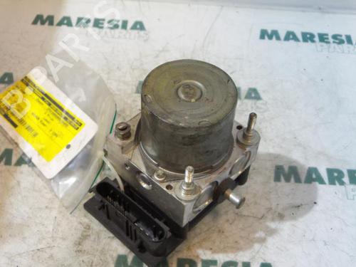 Used ABS pump FIAT PANDA (169_) 1.2 (169.AXB11, 169.AXB1A) (60 hp) 31416903