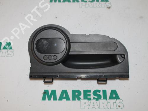 instrument-cluster-renault-twingo-ii-cn0_-2007-31482295 main image
