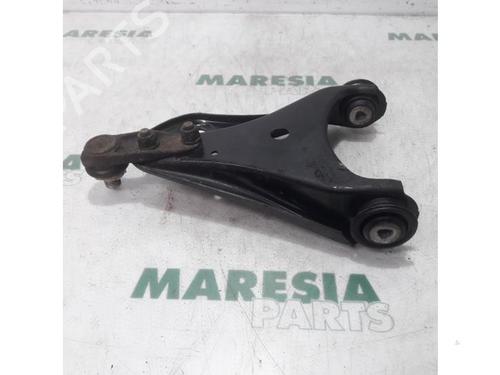 Left front suspension arm RENAULT TWINGO II (CN0_) 1.5 dCi 90 | BP31383981M12