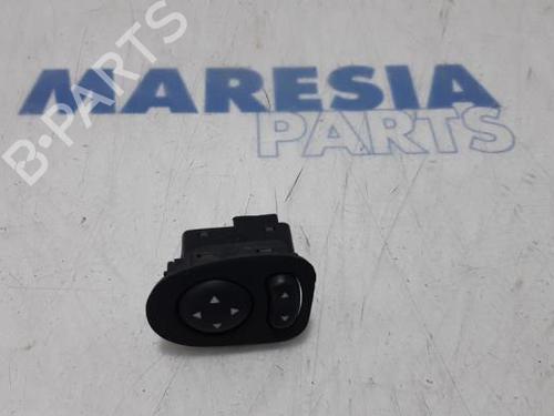 Used Mirror switch FIAT 500 (312_) 1.2 (312AXA1A) (69 hp) 31475681