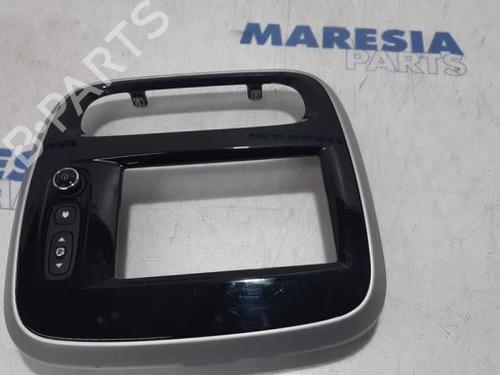 control-unit-renault-trafic-iii-van-fg_-2014-31515670 main image