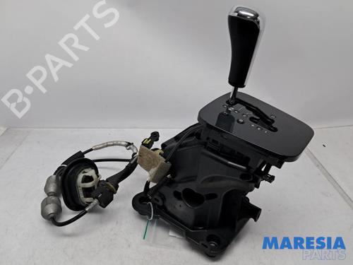 Used Gear lever PEUGEOT 3008 I MPV (0U_) 1.6 THP (156 hp) 31529611