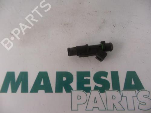 injector-citroen-c5-i-dc_-2001-2002-2003-2004-2005-31446925 main image