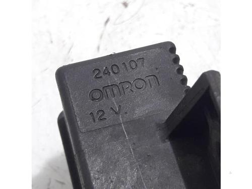 Electronic sensor PEUGEOT 308 SW I (4E_, 4H_) 1.6 16V | BP31438752M84