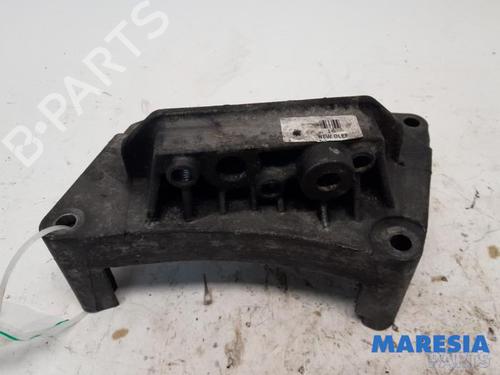 Used Gearbox mount FIAT PUNTO EVO (199_) 1.3 D Multijet (84 hp) 31534600