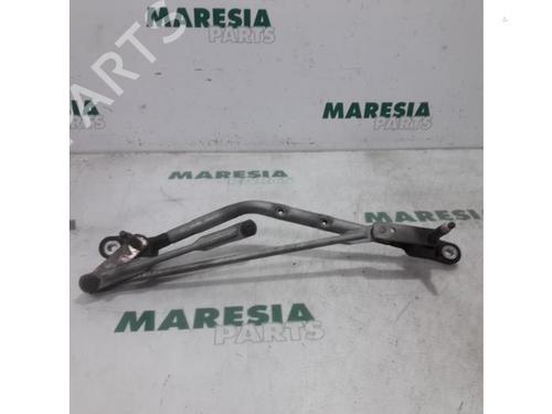 Used Front wipers mechanism ALFA ROMEO MITO (955_) 1.3 MultiJet (955AXT1A) (84 hp) 31418216