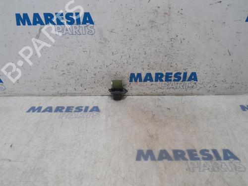 Used Electronic sensor FIAT 500 (312_) 0.9 (312AXG1A, 312.AXG11) (86 hp) 31525083