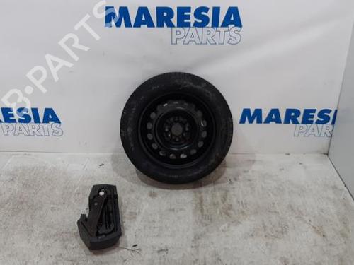 Used Jack Kit PEUGEOT 107 (PM_, PN_) 1.0 (68 hp) 31524821