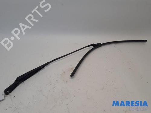 Used Front windshield wiper arm PEUGEOT 3008 I MPV (0U_) 1.6 VTi (120 hp) 31507155