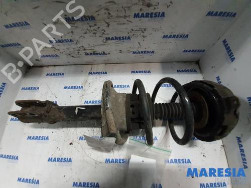 left-front-shock-absorber-renault-scenic-i-mpv-ja01_-fa0_-1999-2000-2001-2002-2003-2004-2005-2006-2007-2008-2009-2010-31522144 main image