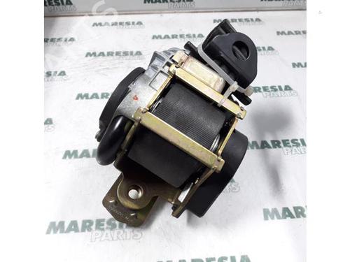 Used Rear right seatbelt RENAULT LAGUNA II Grandtour (KG0/1_) 1.9 dCi (KG0G) (120 hp) 31490242