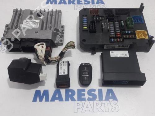 Used Engine control unit (ECU) PEUGEOT 508 I (8D_) 2.0 HDi Hybrid4 AWC (163 hp) 31438441