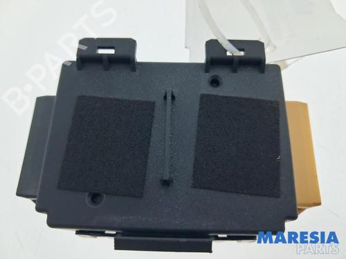 Used Control unit Control unit RENAULT TWINGO III (BCM_, BCA_) 1.0 SCe 70 (71 hp) 34406600 34406600