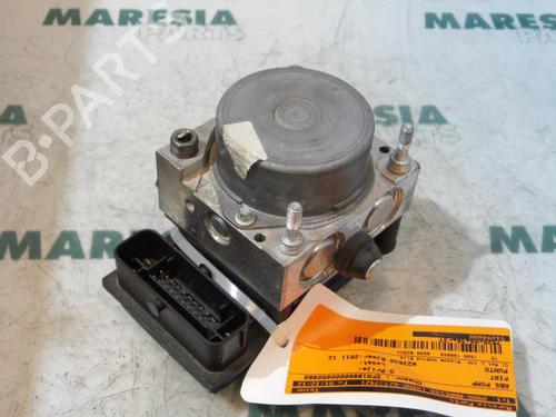 Used ABS pump FIAT GRANDE PUNTO (199_) 1.3 D Multijet (84 hp) 31520401