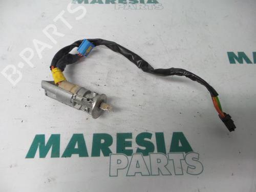 Used Ignition barrel PEUGEOT 206 SW (2E/K) 1.4 HDi (68 hp) 31531914