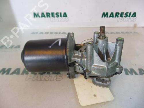 Used Front wiper motor RENAULT MEGANE I Classic (LA0/1_) 1.6 e (LA0F, LA0S) (90 hp) 31479354