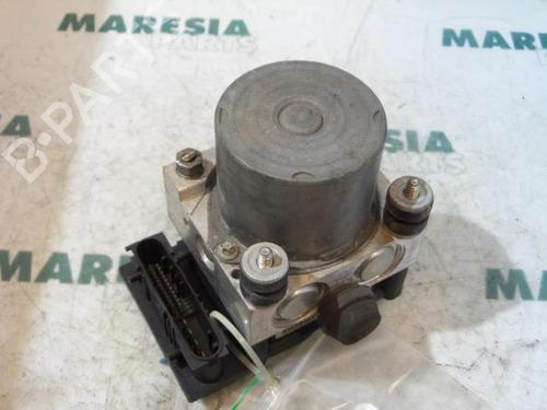 Used ABS pump FIAT PANDA (169_) 1.1 (169.AXA1A) (54 hp) 31406712